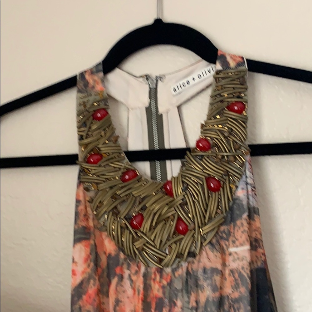 I love this dress